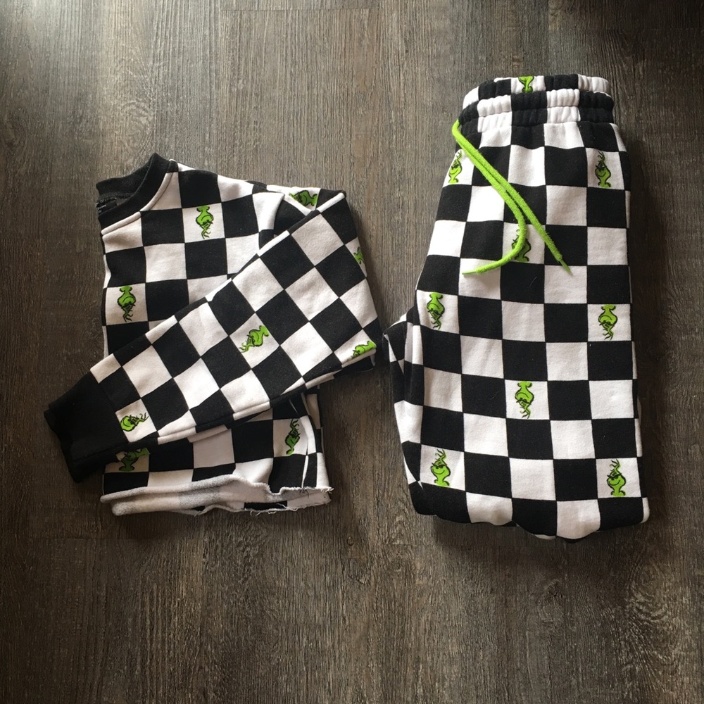 Black and white sweater set